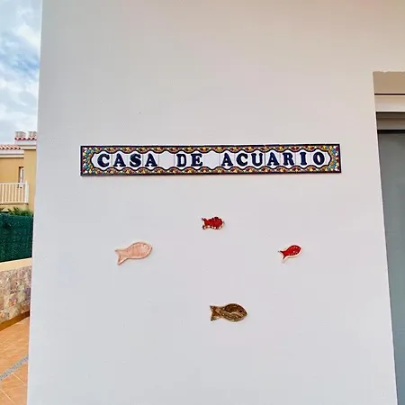 Casa De Acuario